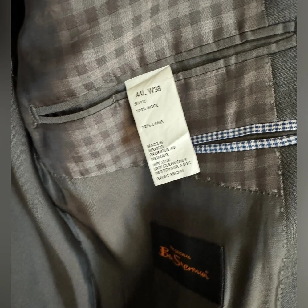 Ben Sherman medium gray lightweight suit with pants